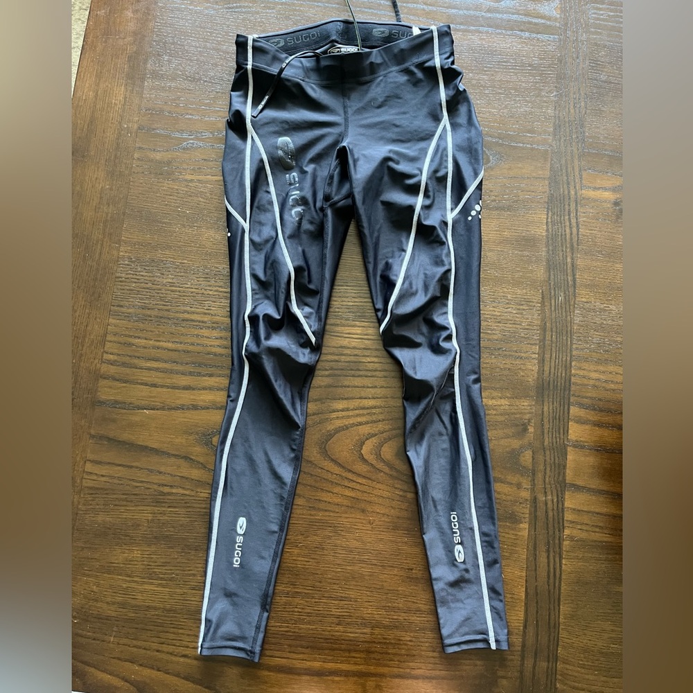 SUGOi women’s compression tights